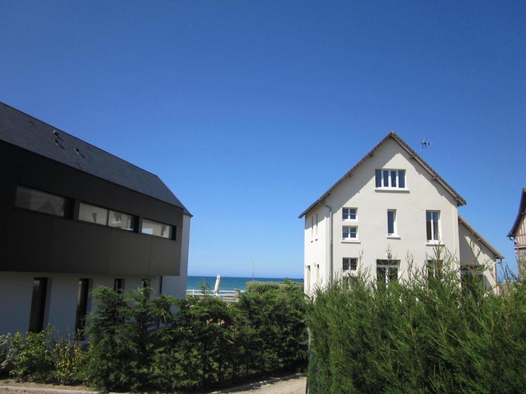 Gites En Normandie En Front De Mer A Asnelles , 3Km D'Arromanches, 10Km De Bayeux Стая снимка